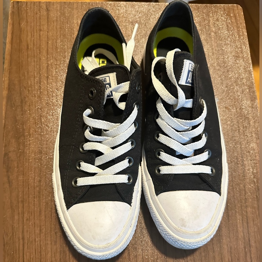 Black Converse Chuck Taylor 2